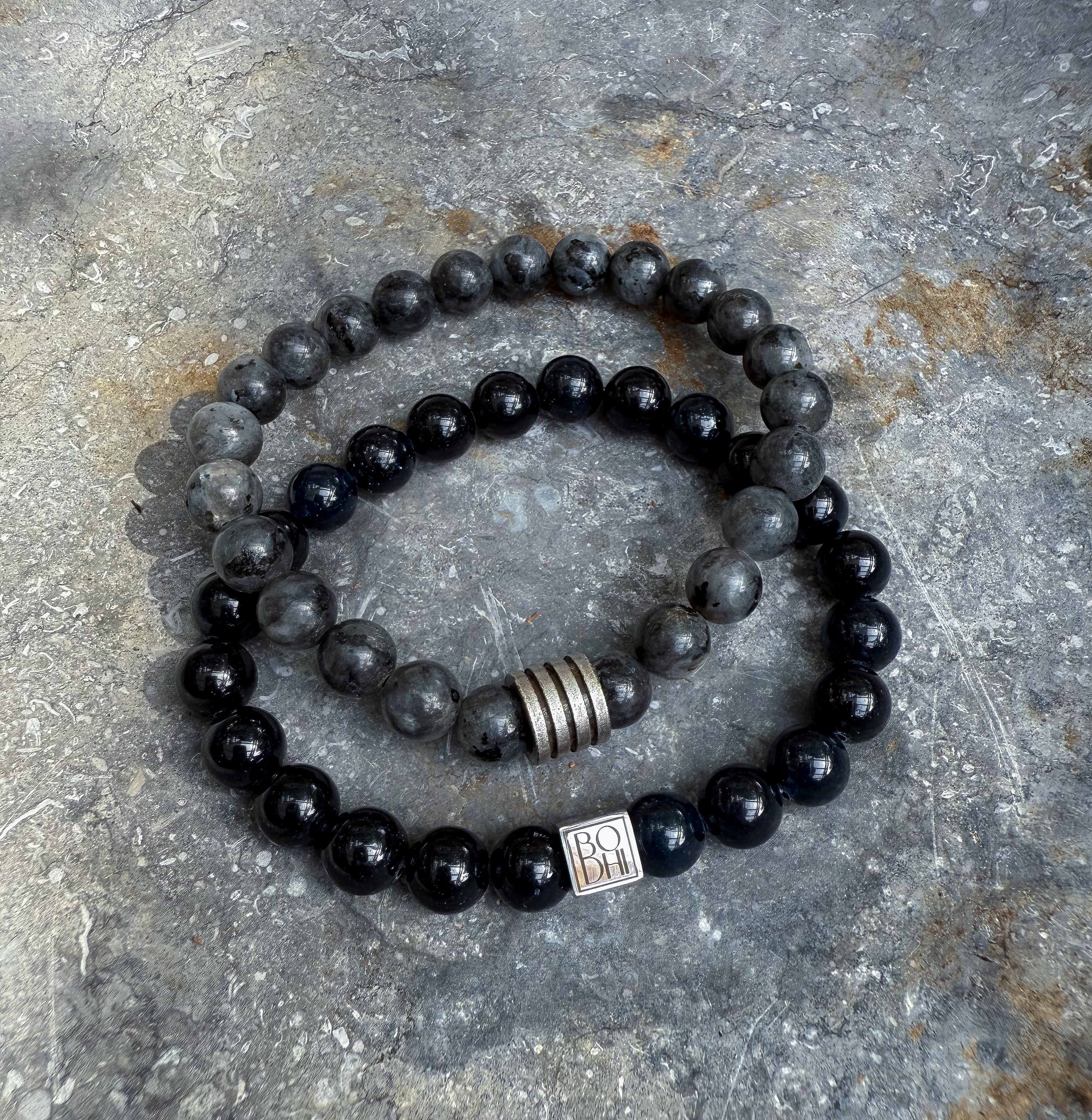 Bodhi Armband - Saffier jade 8mm