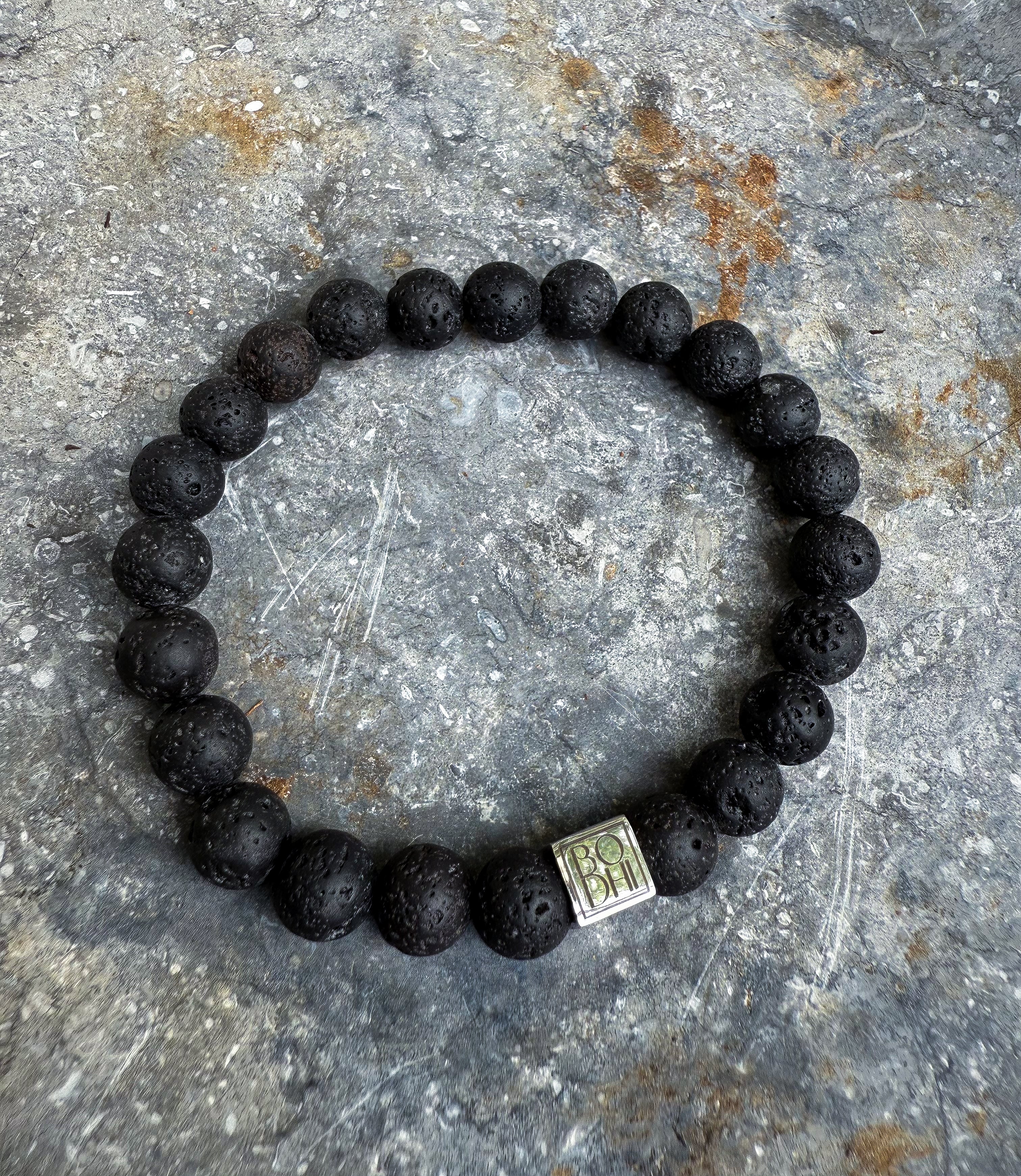 Bodhi Armband - Lavasteen 8mm