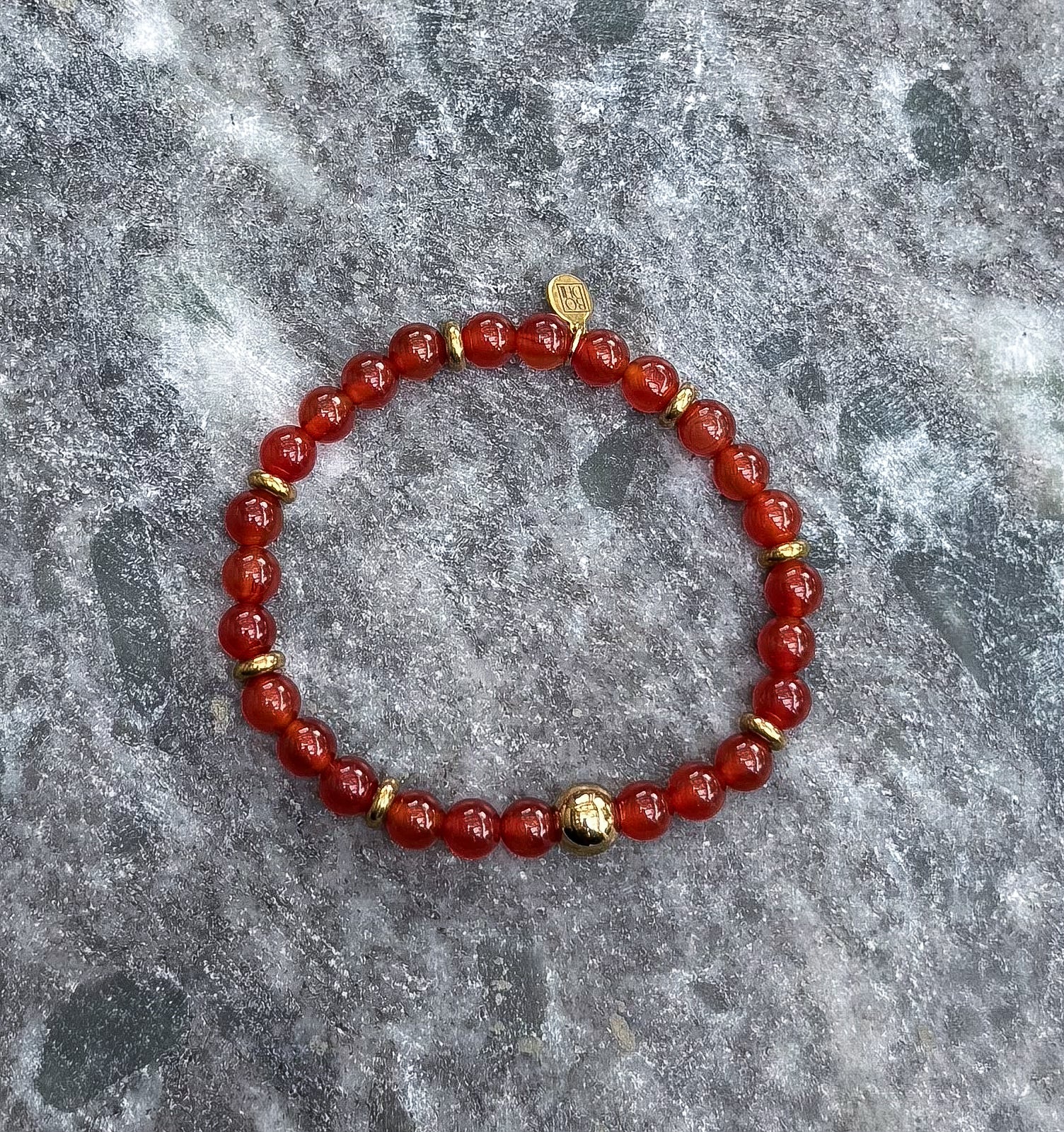 Bodhi Armband Dames - Donkerrode agaat 6mm